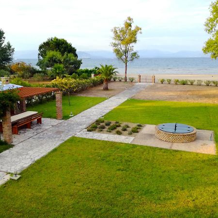 Antonia Beachfront Villa Lefkimmi (Corfu) Exterior foto