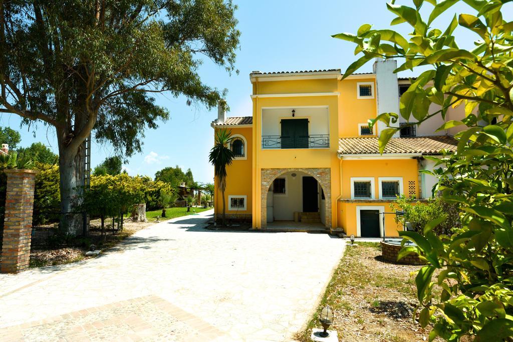 Antonia Beachfront Villa Lefkimmi (Corfu) Exterior foto