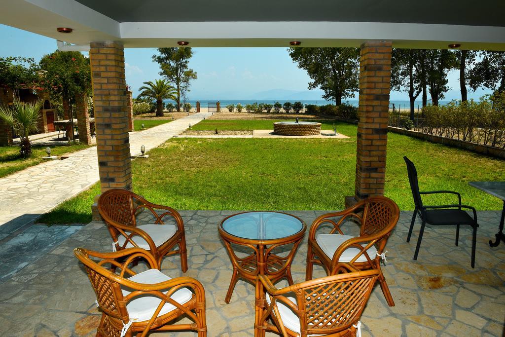 Antonia Beachfront Villa Lefkimmi (Corfu) Exterior foto