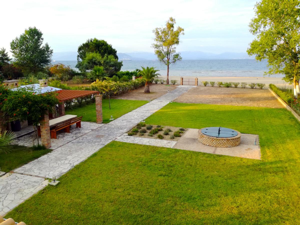 Antonia Beachfront Villa Lefkimmi (Corfu) Exterior foto